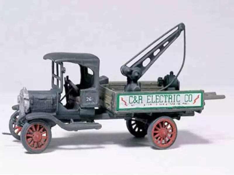 Woodland Scenics D217 HO Service Truck 1914 Diamond T Vehicle Figure for fpv drones
