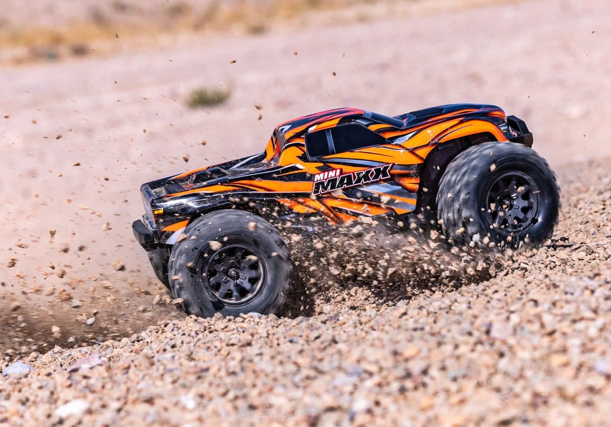 Traxxas Mini Maxx BL-2s RTR 1/12 for fpv drones 7