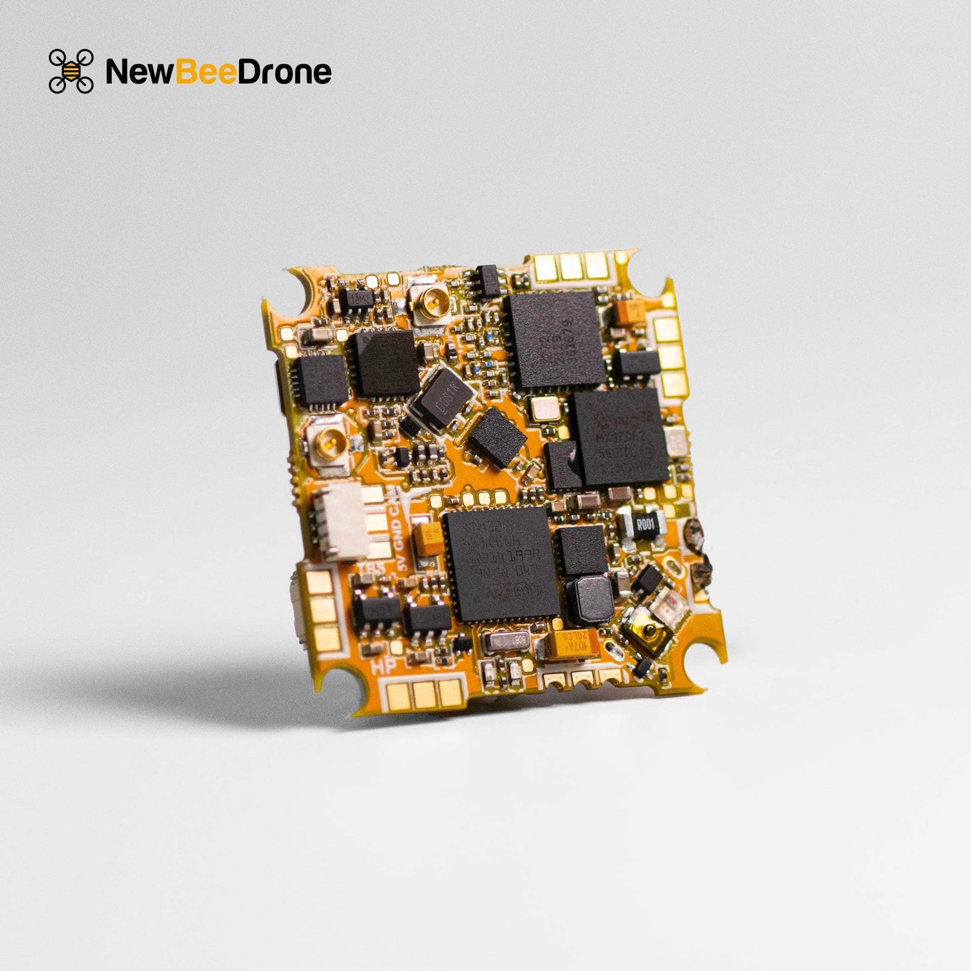 NewBeeDrone x Team BlackSheep BeeBrain BLV4 Built-in Crossfire Rx AIO Flight Controller for fpv drones