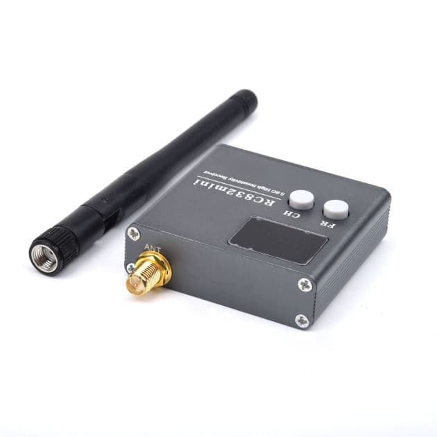RC832 Mini analog video FPV receiver 4.9-5.8GHz for fpv drones 1