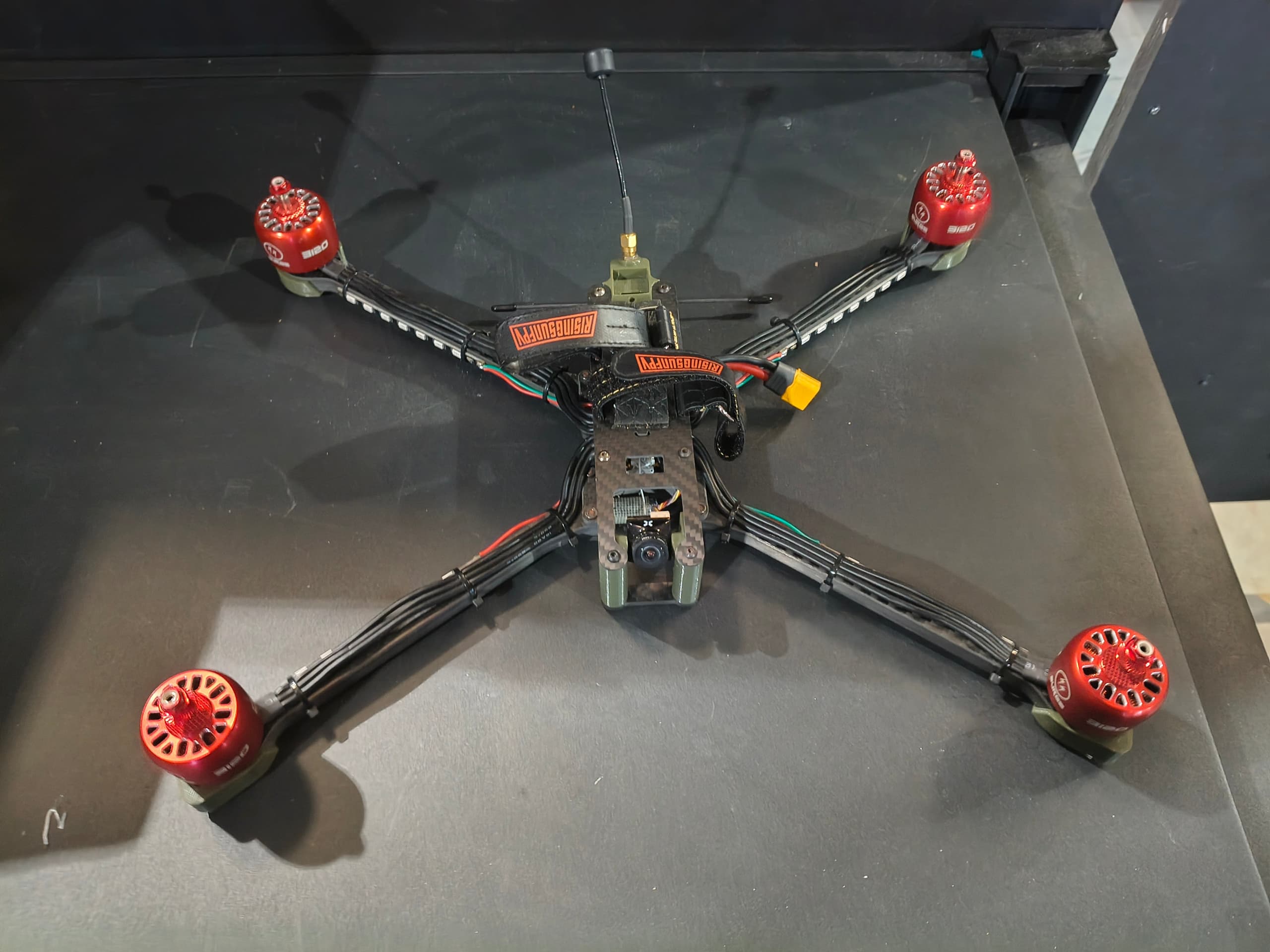 Used 7 inch FPV + props for fpv drones