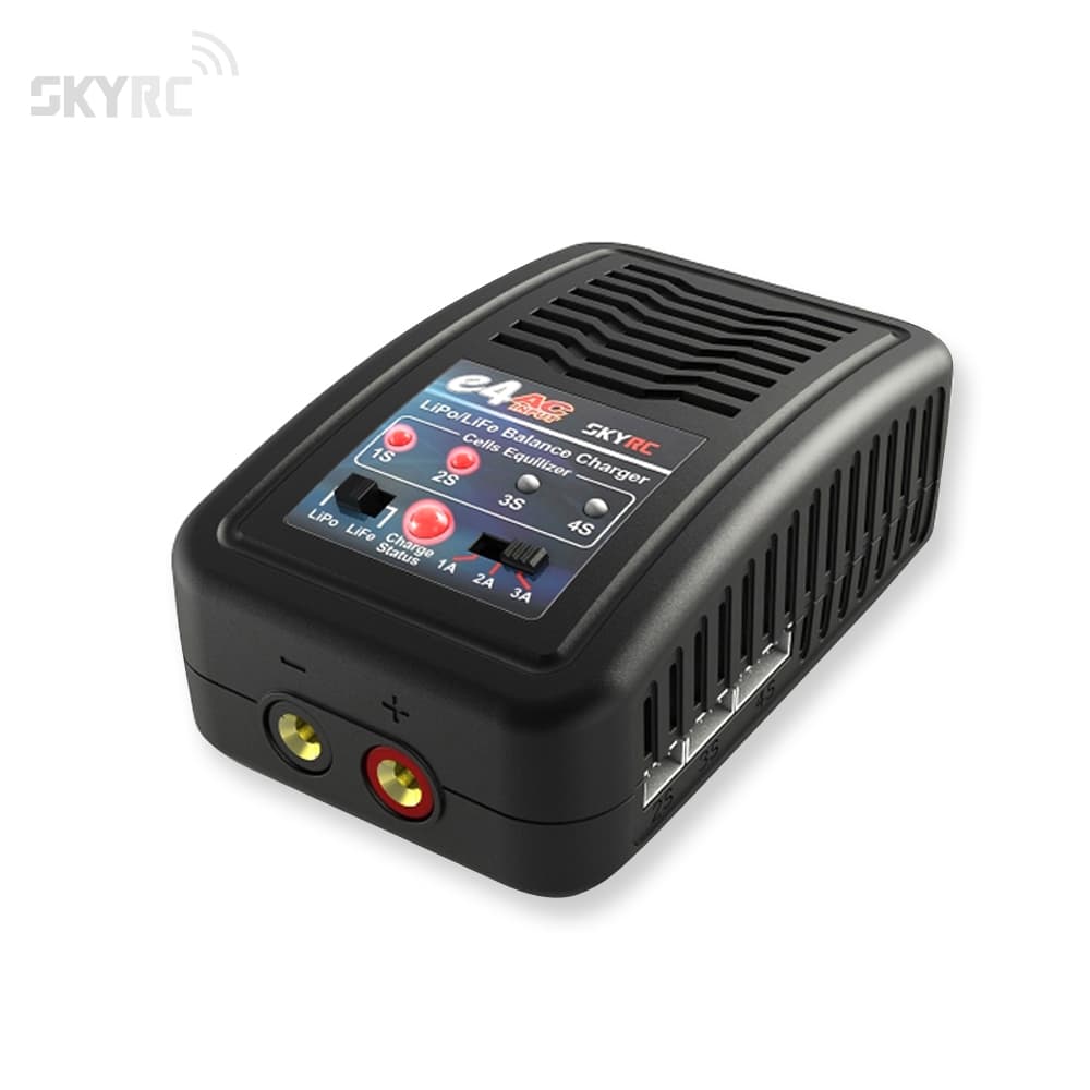 SkyRC e4 Balance 2-4s LiPo Acculader for fpv drones