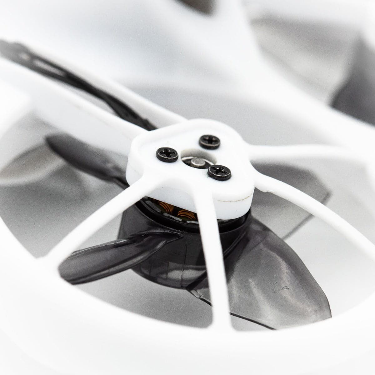 EMAX AVAN TH Turtlemode Propeller 4-blade 1 set BLACK for fpv drones 3