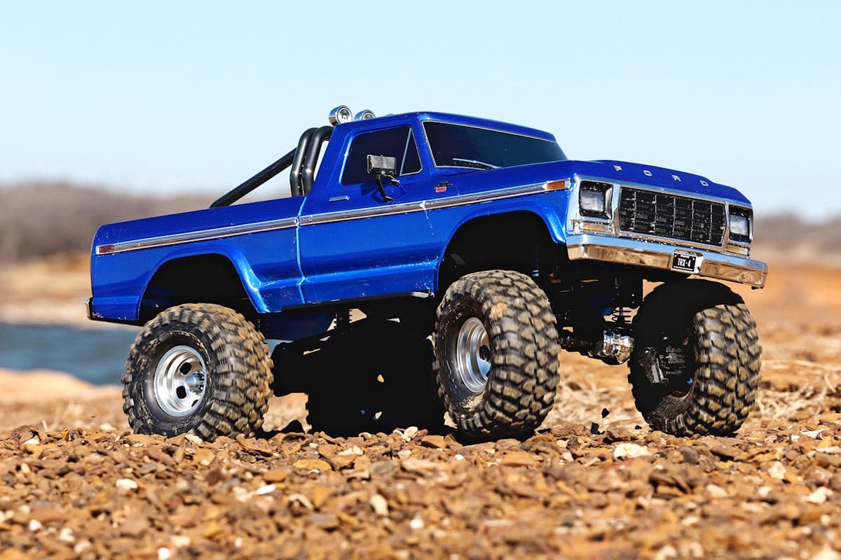 Traxxas TRX-4 Ford F-150 High Trail Edition 4X4 Ford F-150 Ranger Blue for fpv drones 1