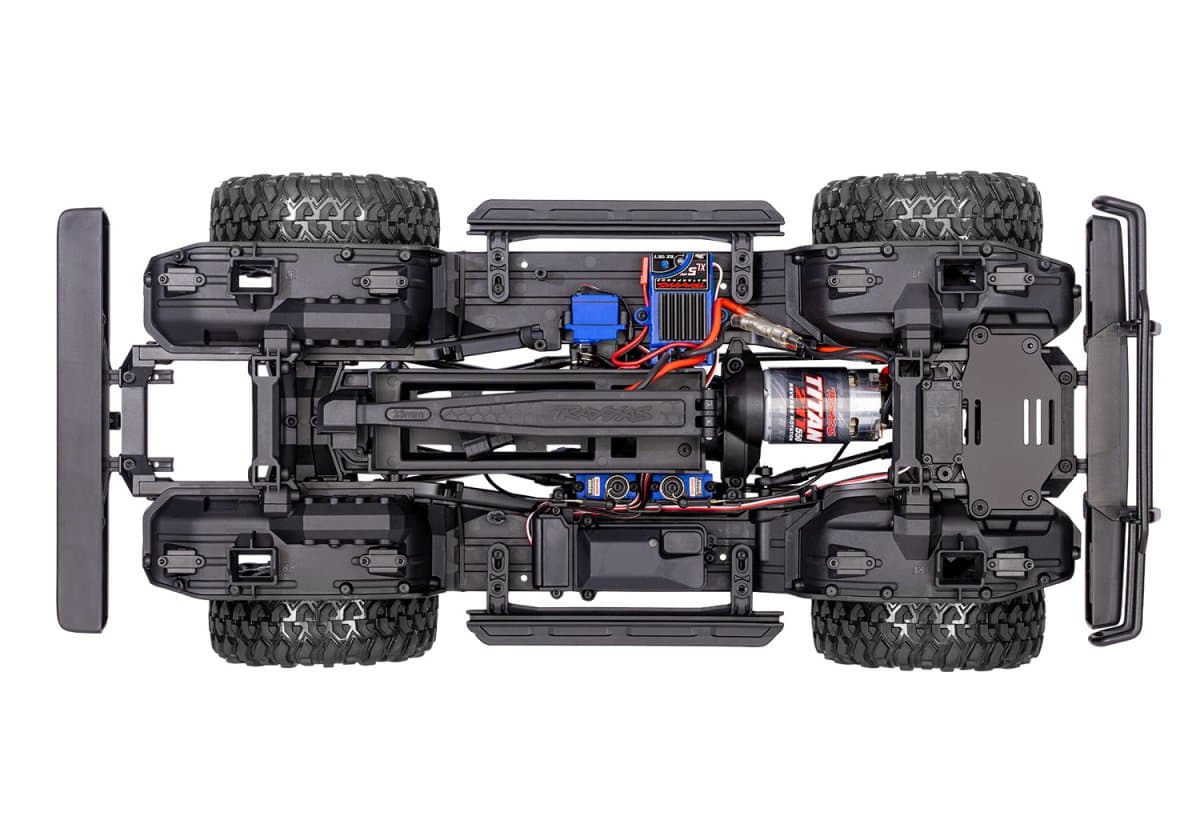 Traxxas TRX-4 Nissan Pathfinder Crawler 1/10 for fpv drones 7