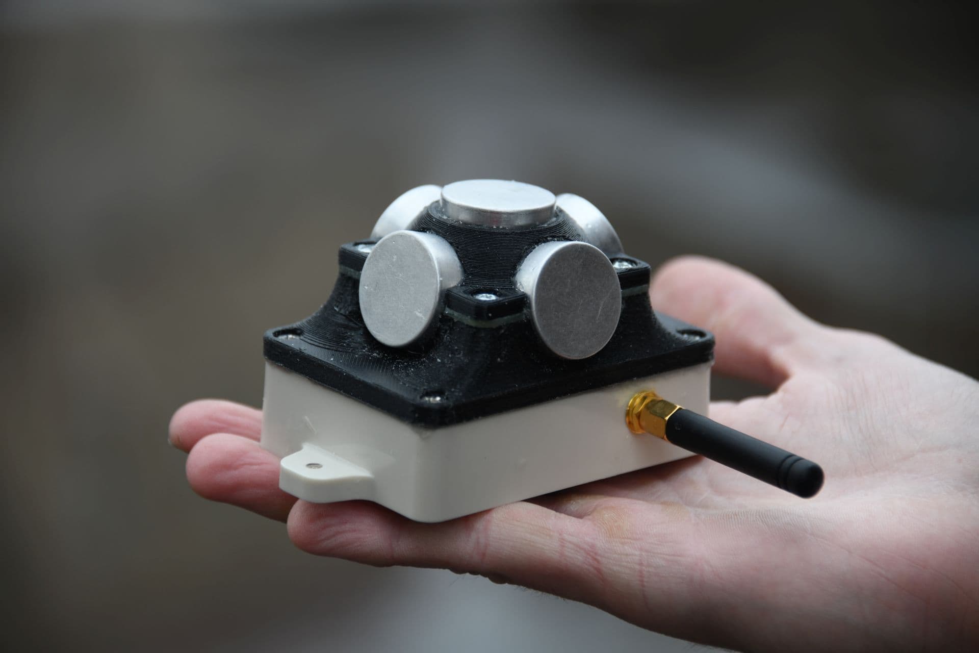 Marvelmind DSP Industrial IP67 Navigation Positioning System (915 / 868 Mhz) for fpv drones 2