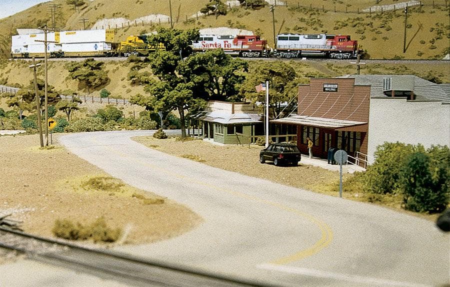 Woodland Scenics LK952 N/HO Road Building Learning Kit Train Scenery for fpv drones 1