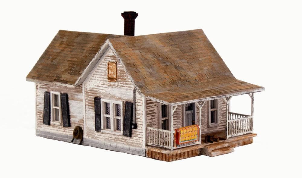 Woodland Scenics BR4933 N Old Homestead Structure  Built-&-Ready for fpv drones 3