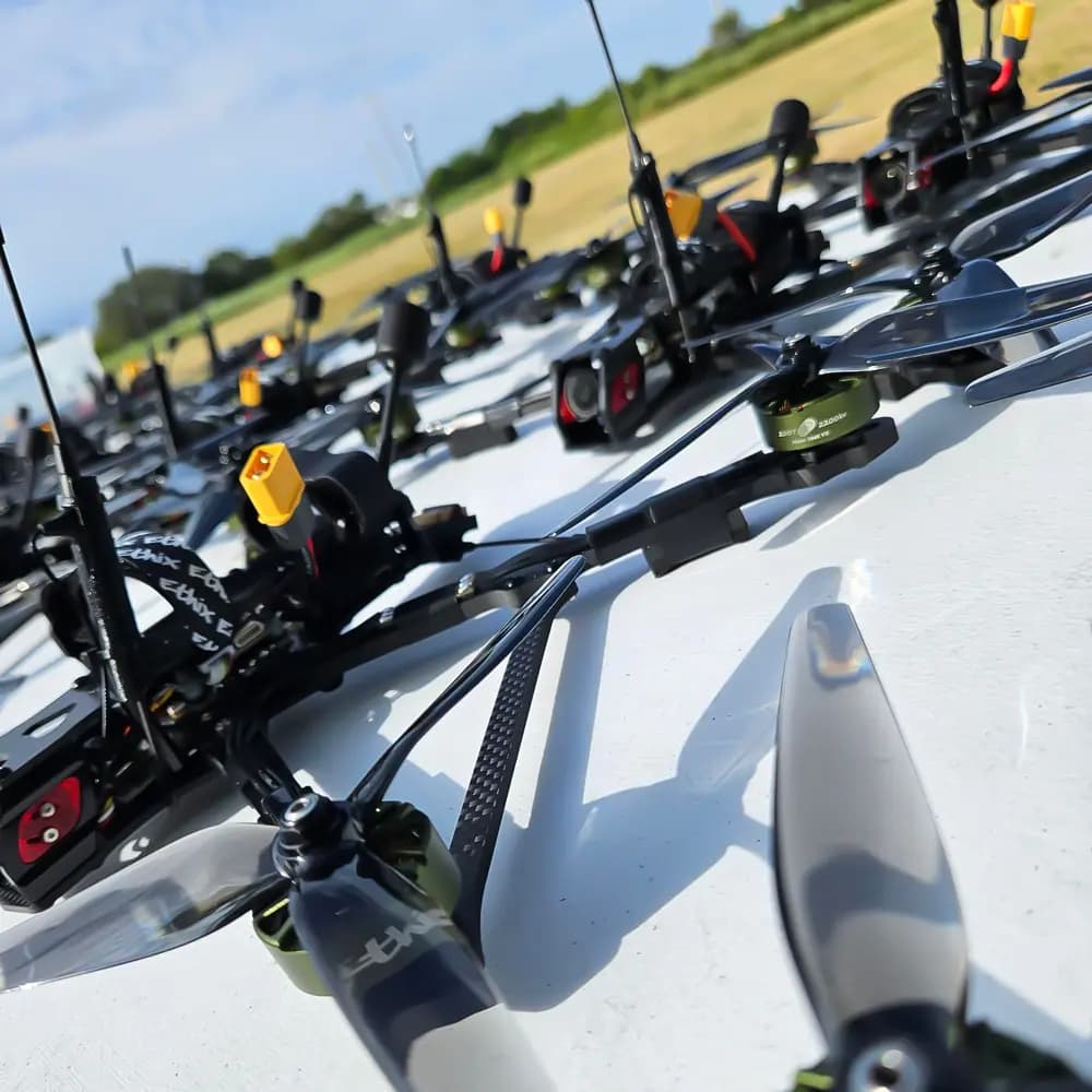 Mr Steele ApexLR EVO 7" HD Quadcopter RTF w/ DJI O3 - 4S Bundle - 12 for fpv drones 7