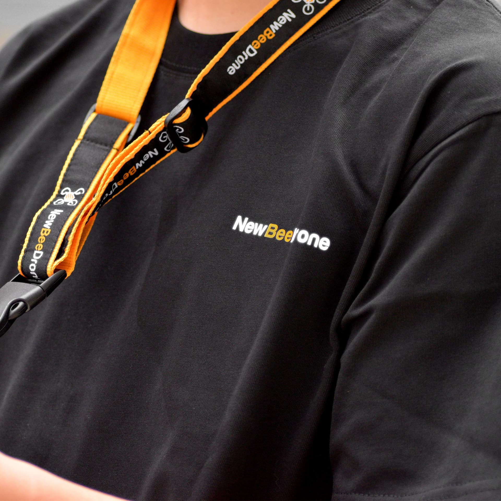NewBeeDrone T-Shirt AcroBee75 BLV5 Theme - Cotton Comfort for fpv drones 3