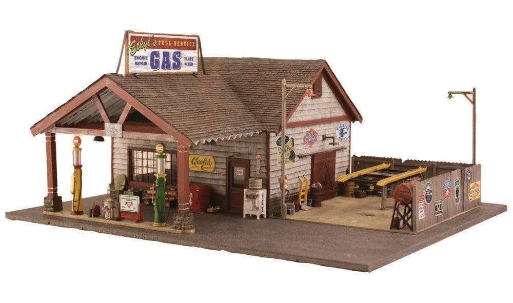 Woodland Scenics BR4935 N Ethyl's Gas & Service Structure for fpv drones