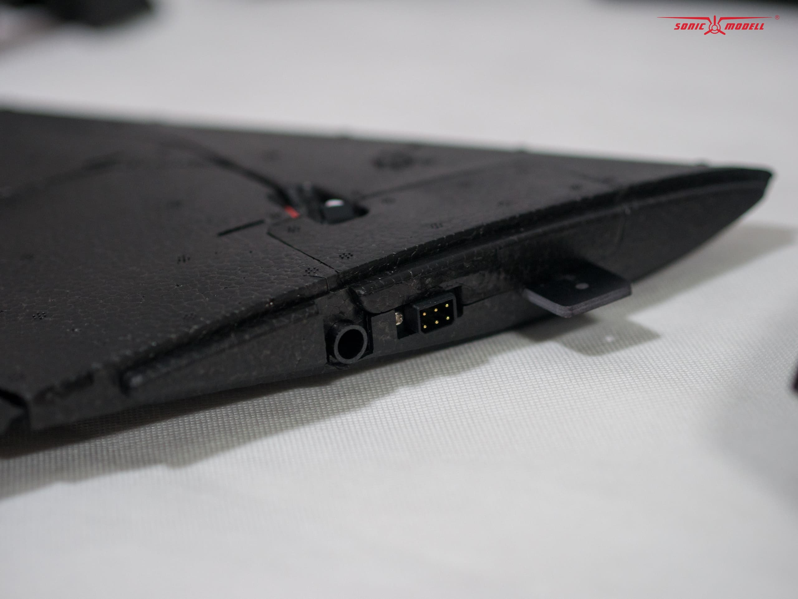 Sonicmodell AR Wing Pro 1000mm Wingspan for fpv drones 6