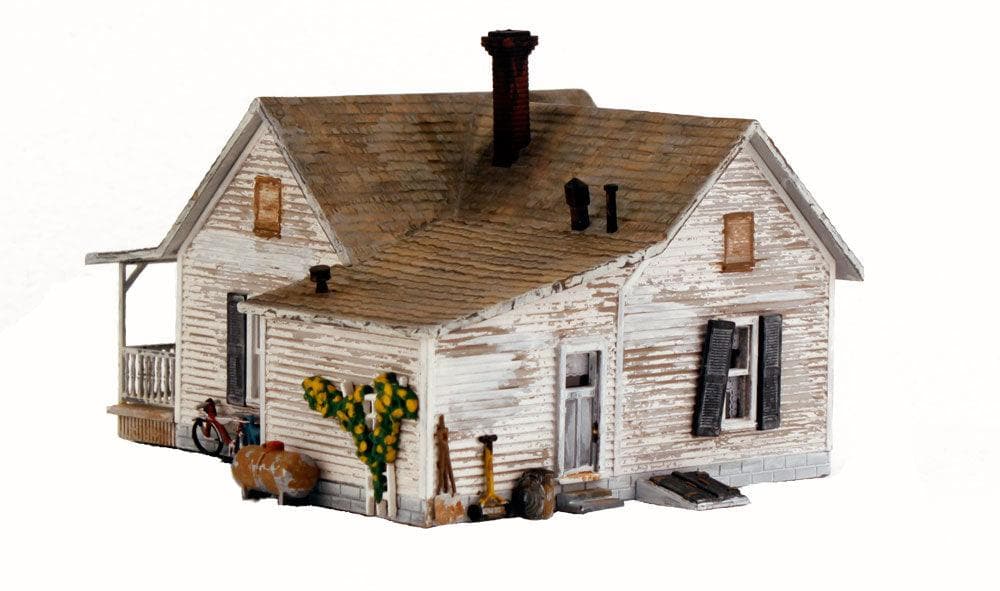 Woodland Scenics BR5040 HO Old Homestead Structure  Built-&-Ready for fpv drones 1